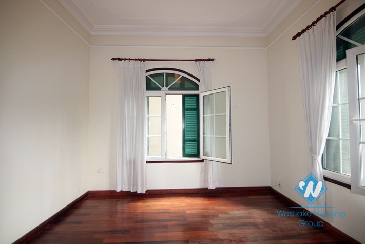 French villa with large yard and garden for rent in Tay Ho, Hanoi